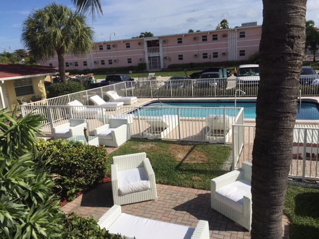 Aparthotel Luna Paradise By The Sea Lauderdale-by-the-Sea Exteriér fotografie