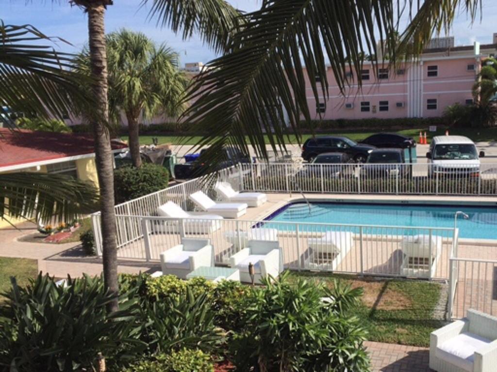 Aparthotel Luna Paradise By The Sea Lauderdale-by-the-Sea Exteriér fotografie